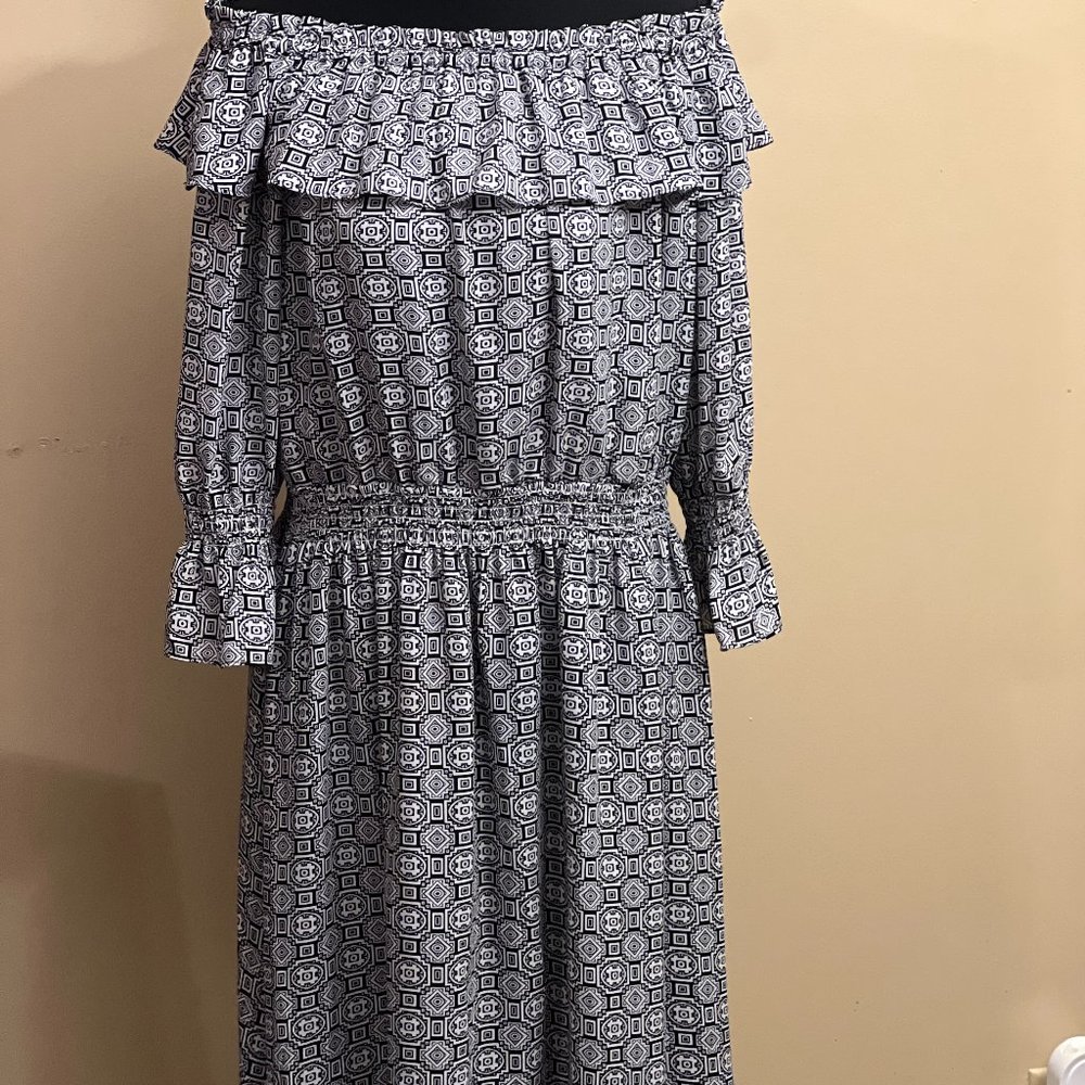 Libby Edelman Women's off the shoulder Black & White, Midi Dress, Size XL